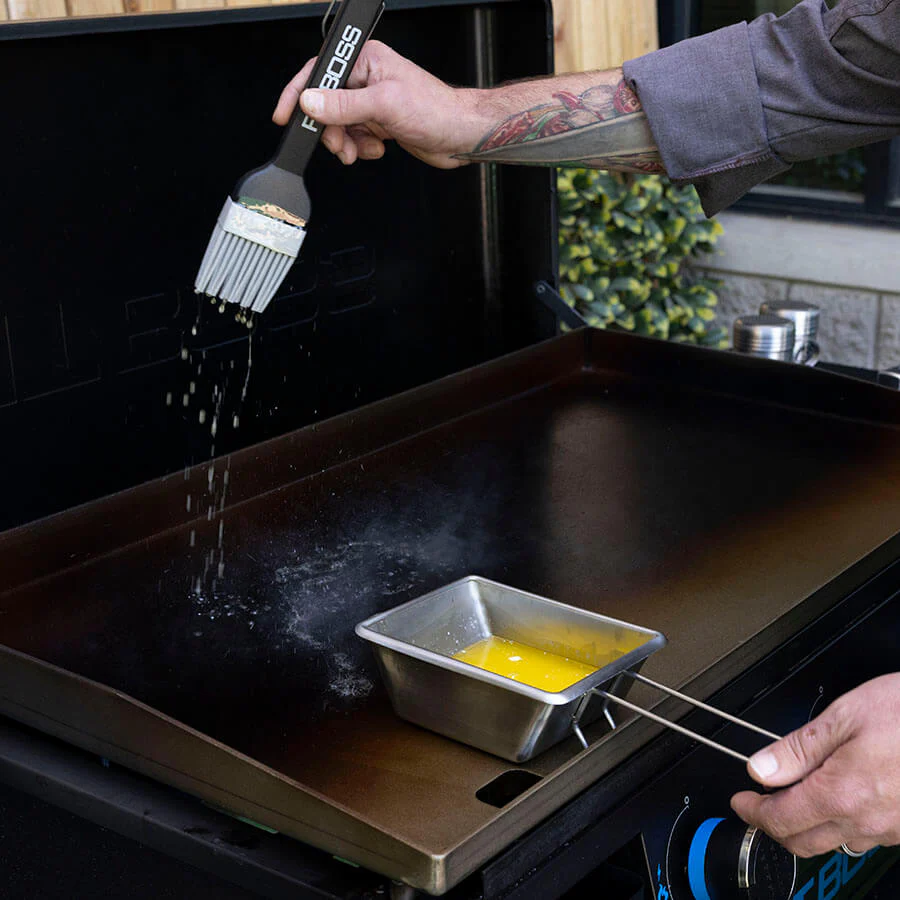 Griddle Sauce Pot and Brush - Image 3